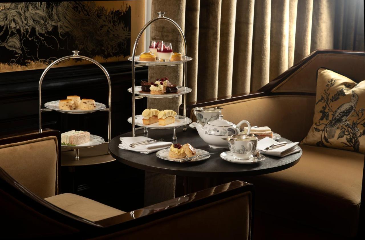 Cameron House On Loch Lomond Alexandria Esterno foto Afternoon tea at the Mandarin Oriental, London