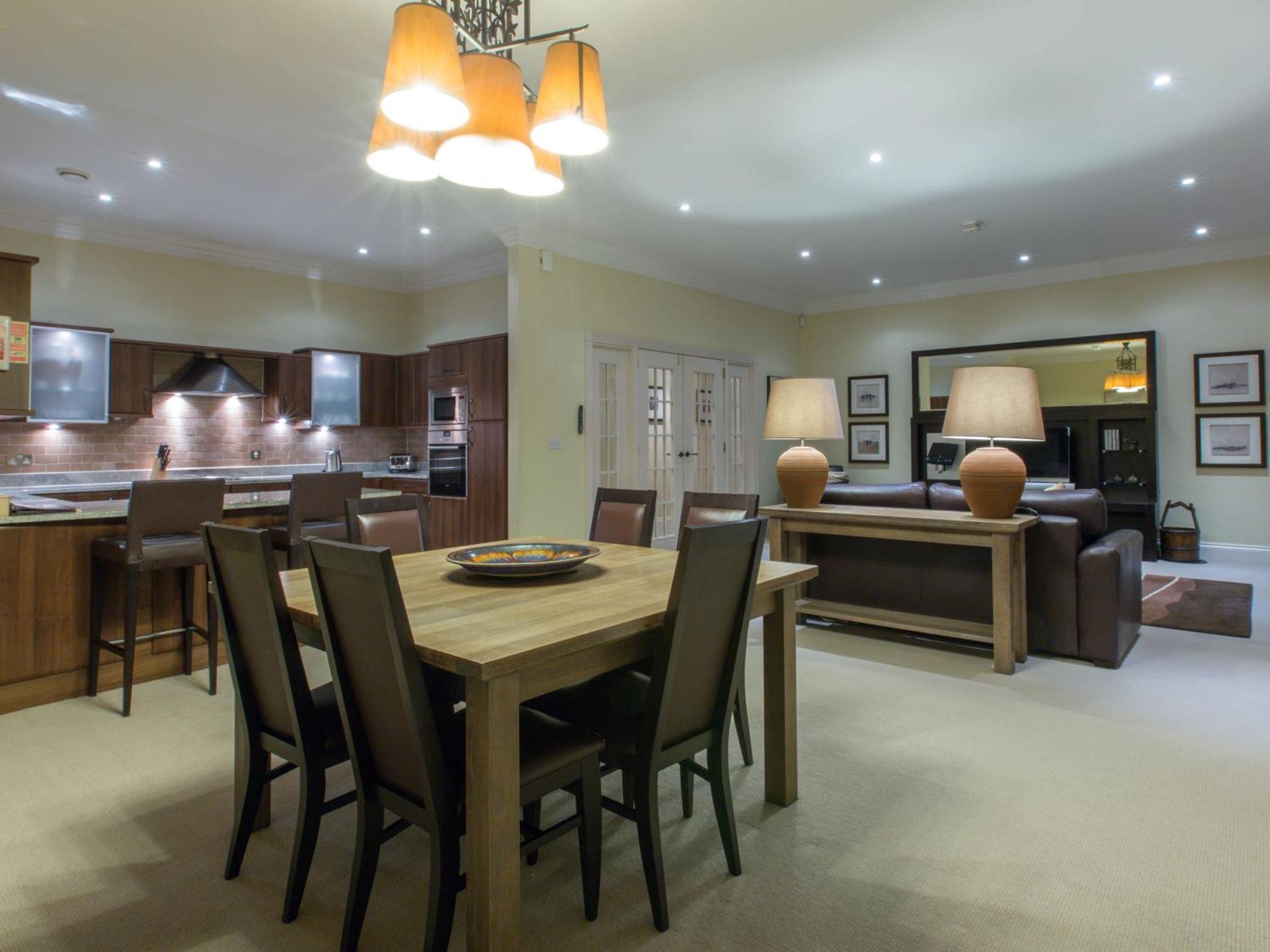 Cameron House On Loch Lomond Alexandria Esterno foto A typical apartment interior