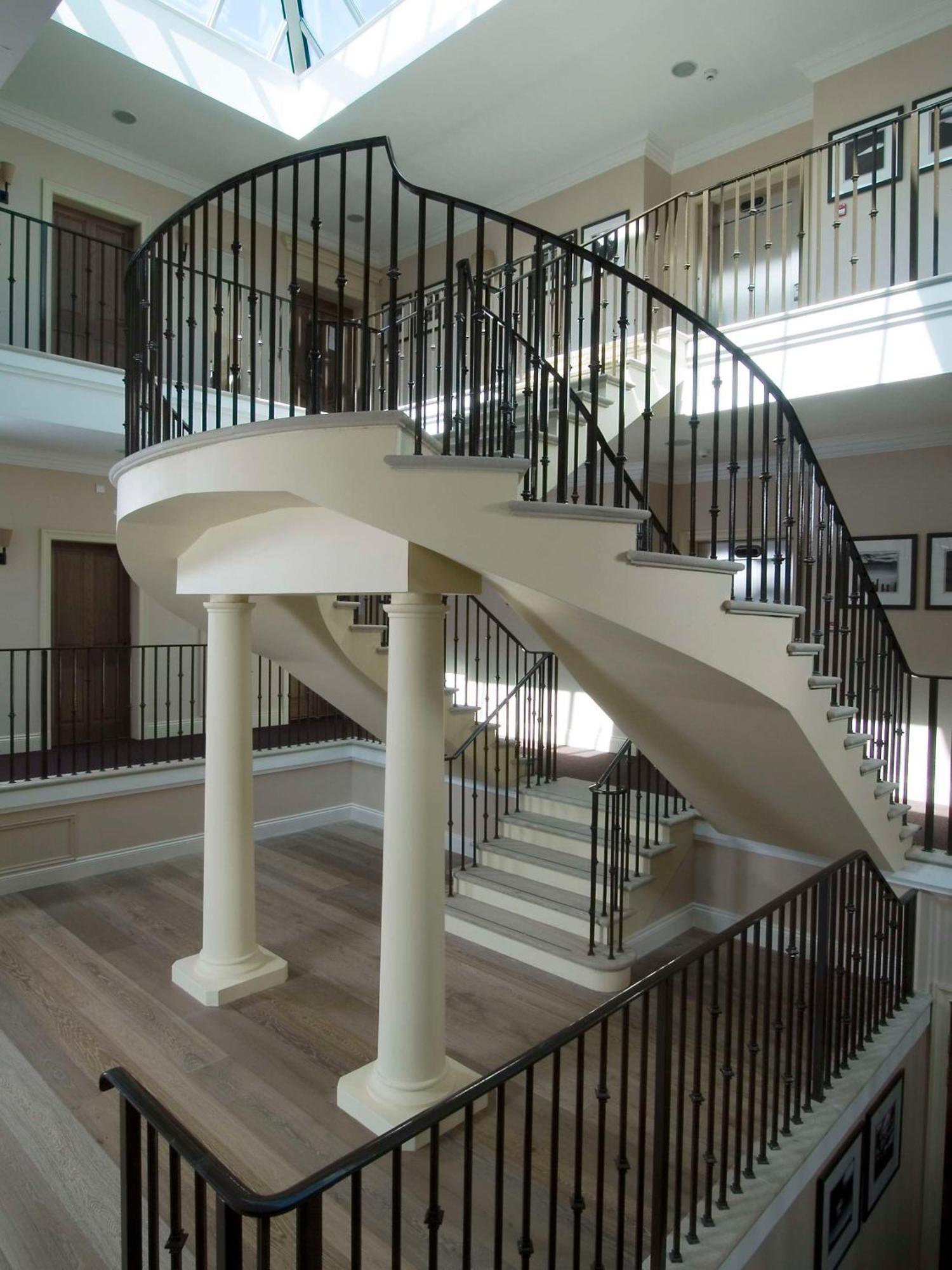 Cameron House On Loch Lomond Alexandria Esterno foto A helical staircase